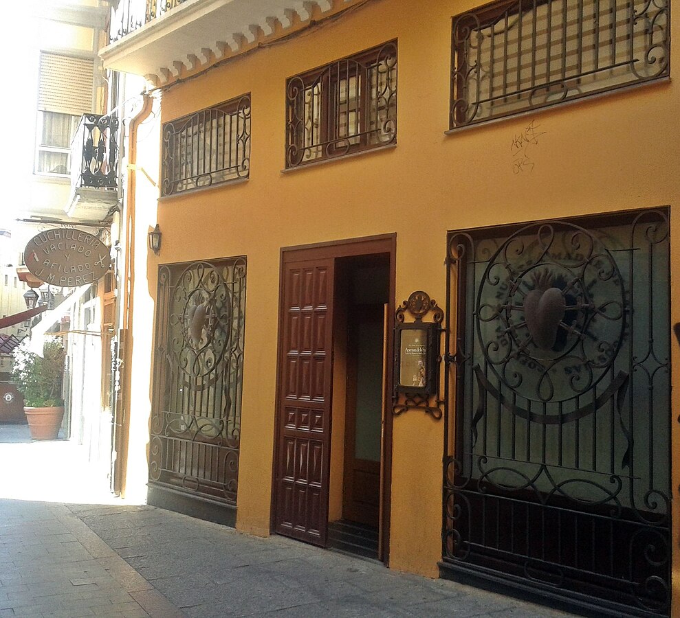 Fachada de la sede de la Cofradía de Nuestra Madre de las Angustias en Zamora