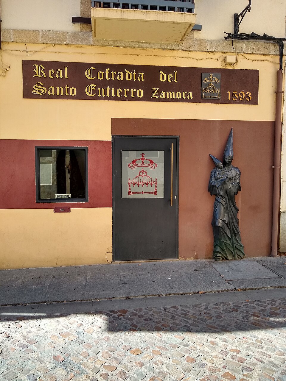 Casa Hermandad de la Real Cofradía del Santo Entierro en Zamora